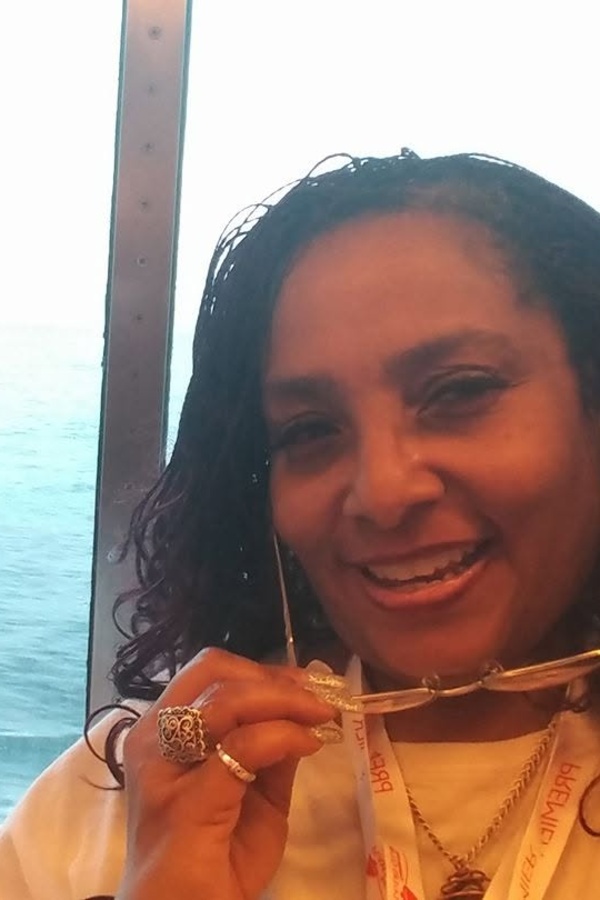 Cruise Brothers Travel Agent Valeria Dawson